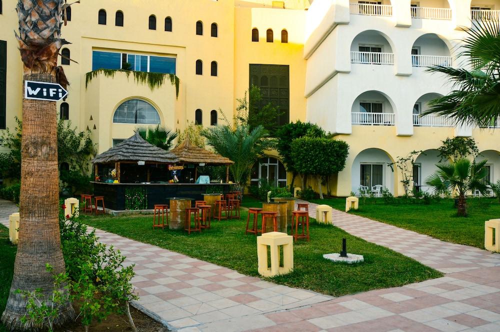Отель Vime Sidi Mansour Хумт-Сук Экстерьер фото